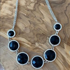 White House black market 9” necklace